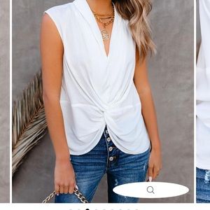 NWT MD SLEEVELESS BLOUSE